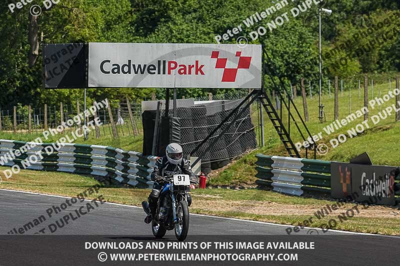 cadwell park;cadwell park photographs;cadwell trackday photographs;enduro digital images;event digital images;eventdigitalimages;peter wileman photography;racing digital images;trackday digital images;trackday photos